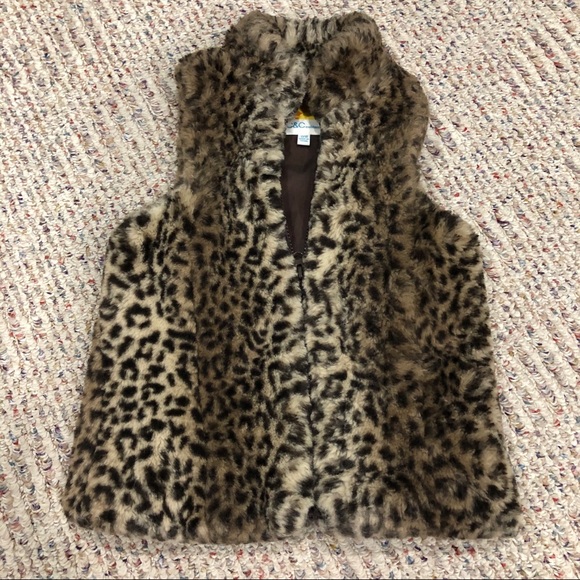 Cc California Leopard Prt Faux Fur Vest 